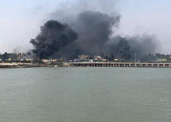 ناصریه عراق ملتهب شد، اغتشاشگران یک مقر را به آتش کشیدند
