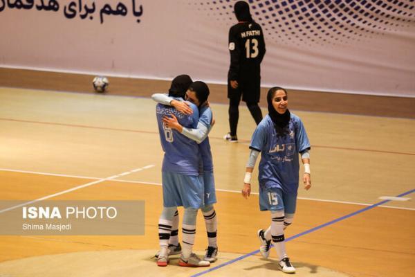 پیروزی نصر و پیکان در نیمه نهایی فوتسال زنان